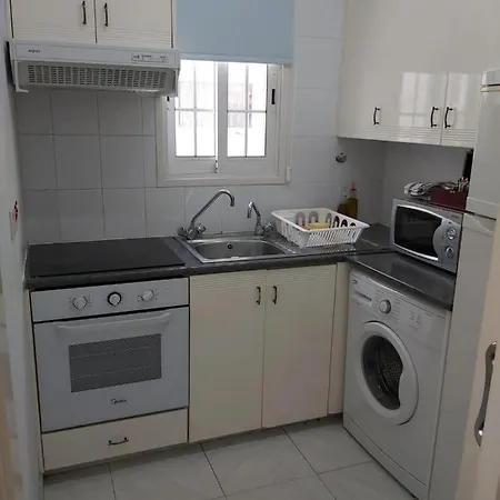Apartment 104 Frixos Roulla Appartamento
