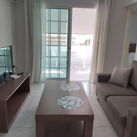 Appartamento Apartment 104 Frixos Roulla *